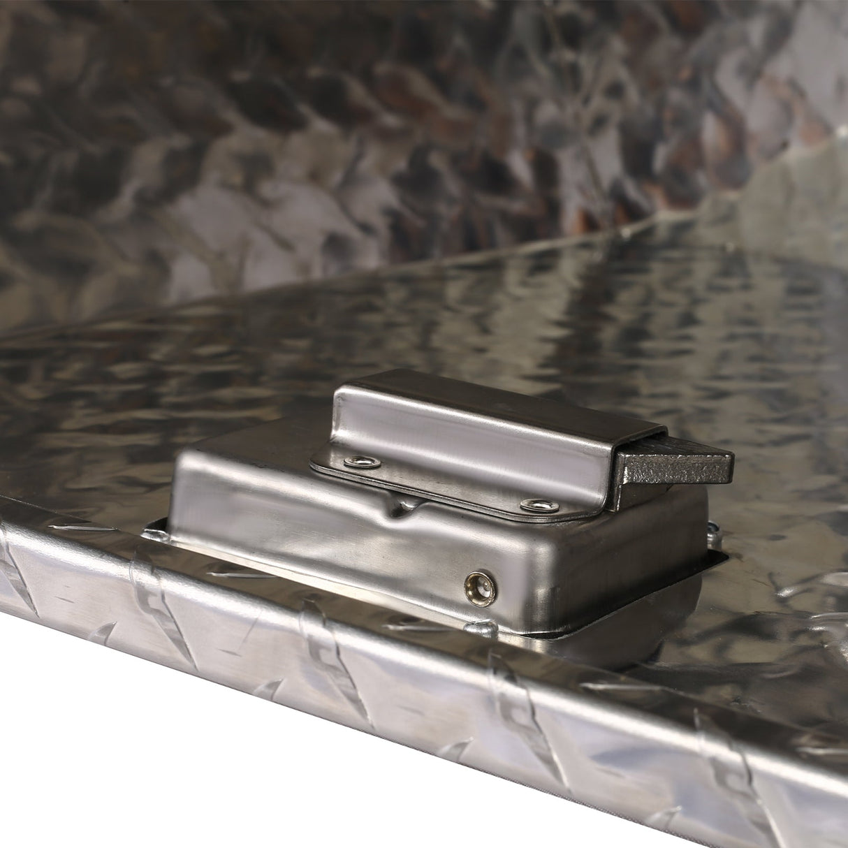 29 Inch Truck Box Aluminum Tool Box Heavy Duty w/Lock Keys 29x16.5x18.5inch - Silver - Fab Heavy Parts