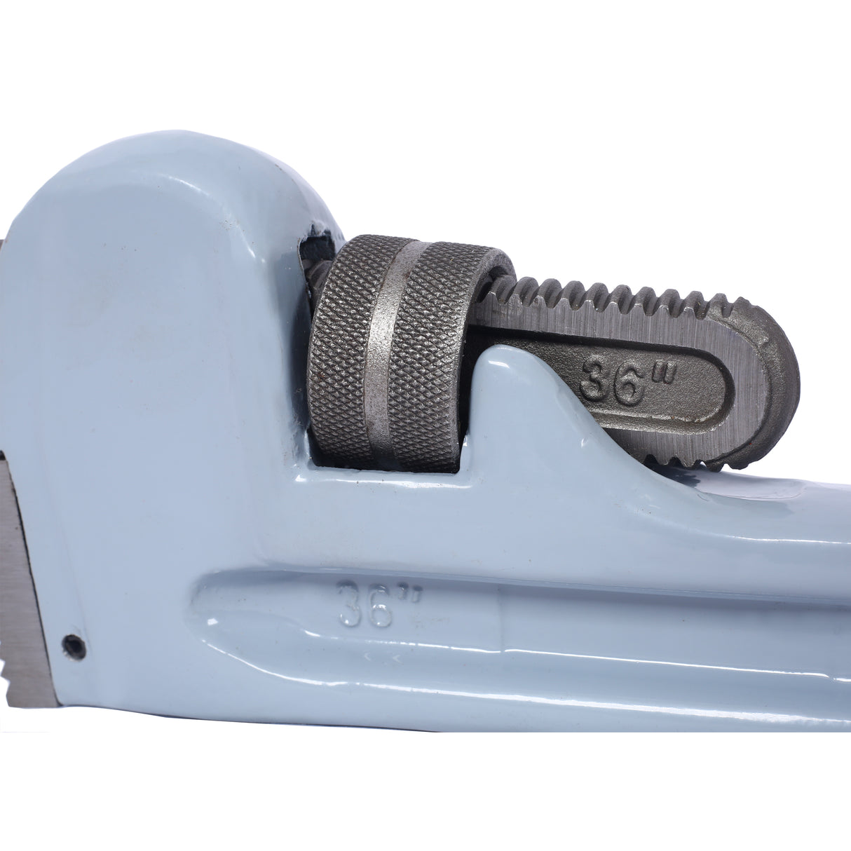 36 inch Aluminum Straight Pipe Wrench Heavy Duty Plumbers Easy to Carry Hangable Design