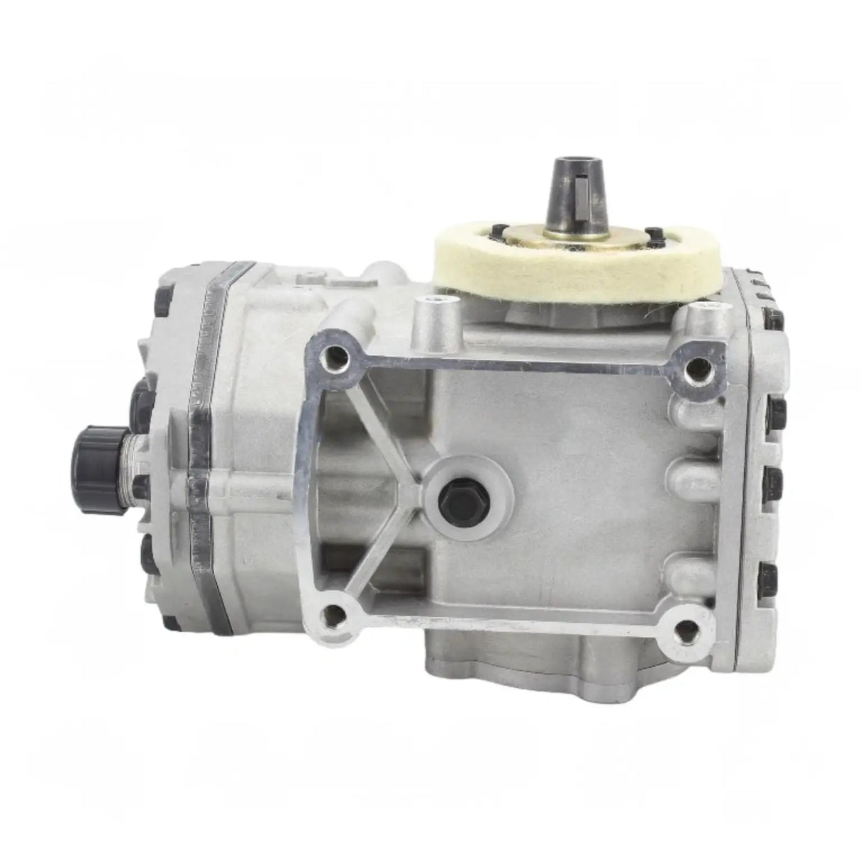 A/C Compressor 118250C91 1250629C91 for CASE IH Tractor 715 766 966 1066 1086 1256 1466 1468 1486 1568 1586 4386 4568 4586 786 886 986 - Fab Heavy Parts