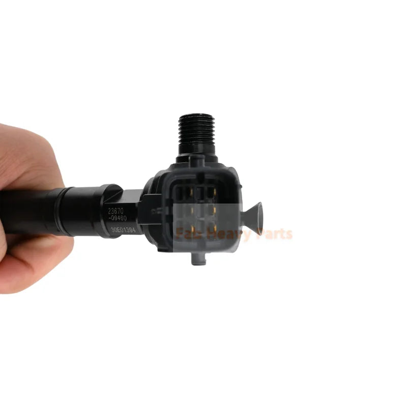 Common Rail Fuel Injector 23670-09460 23670-0E070 236700E070 2367009460 For Toyota Hilux 2.4L 2GD