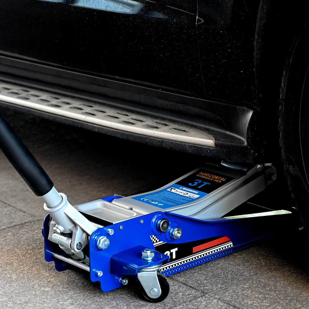 Low-Position Steel Vehicle Floor-Mounted Hydraulic Jack with Dual-Piston Quick-Lift Pump 3-Ton 6,600 Lbs. Capacity