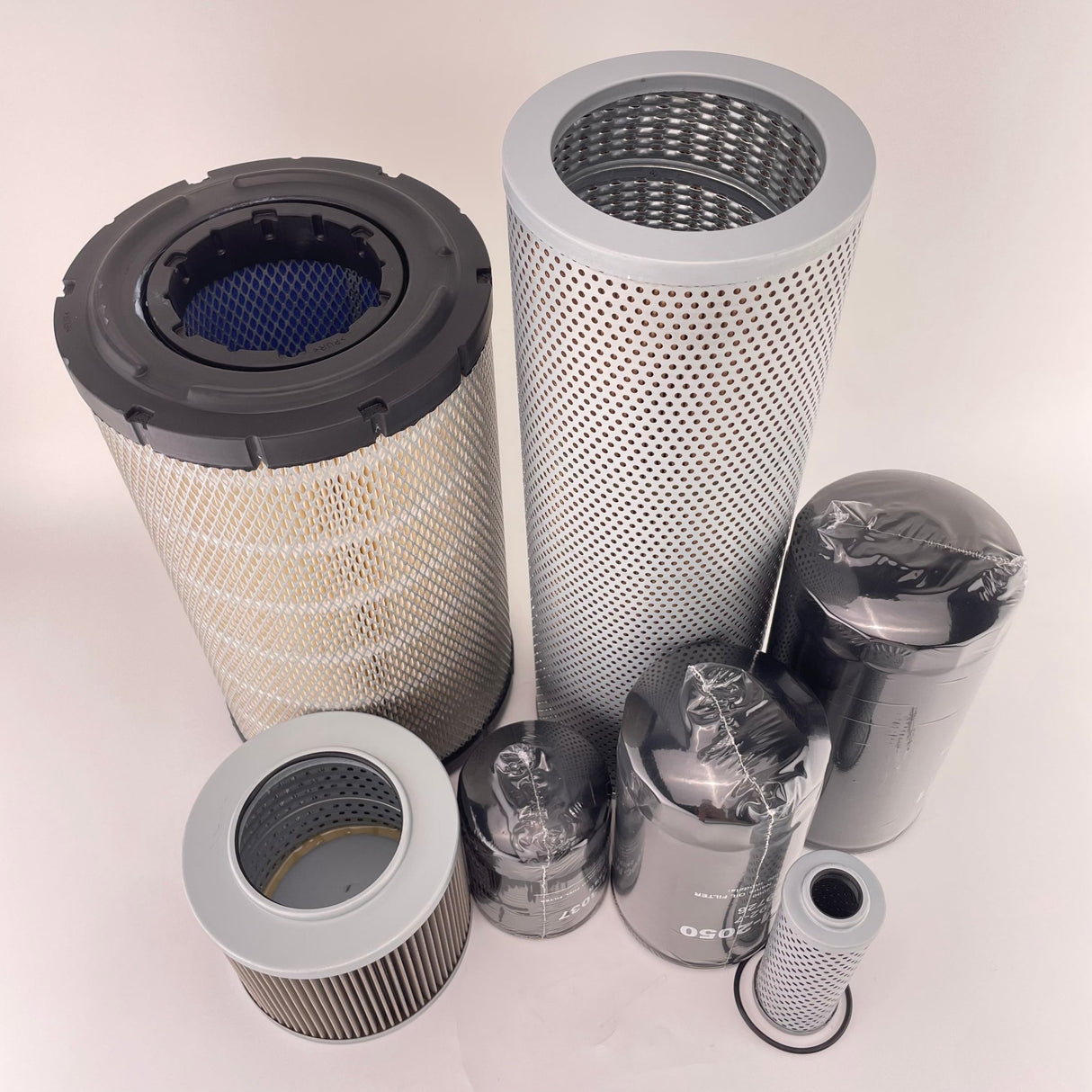 Filter Kit L4001430 4041655 for Isuzu Engine 4BB1 Hitachi Excavator UH041 - Fab Heavy Parts