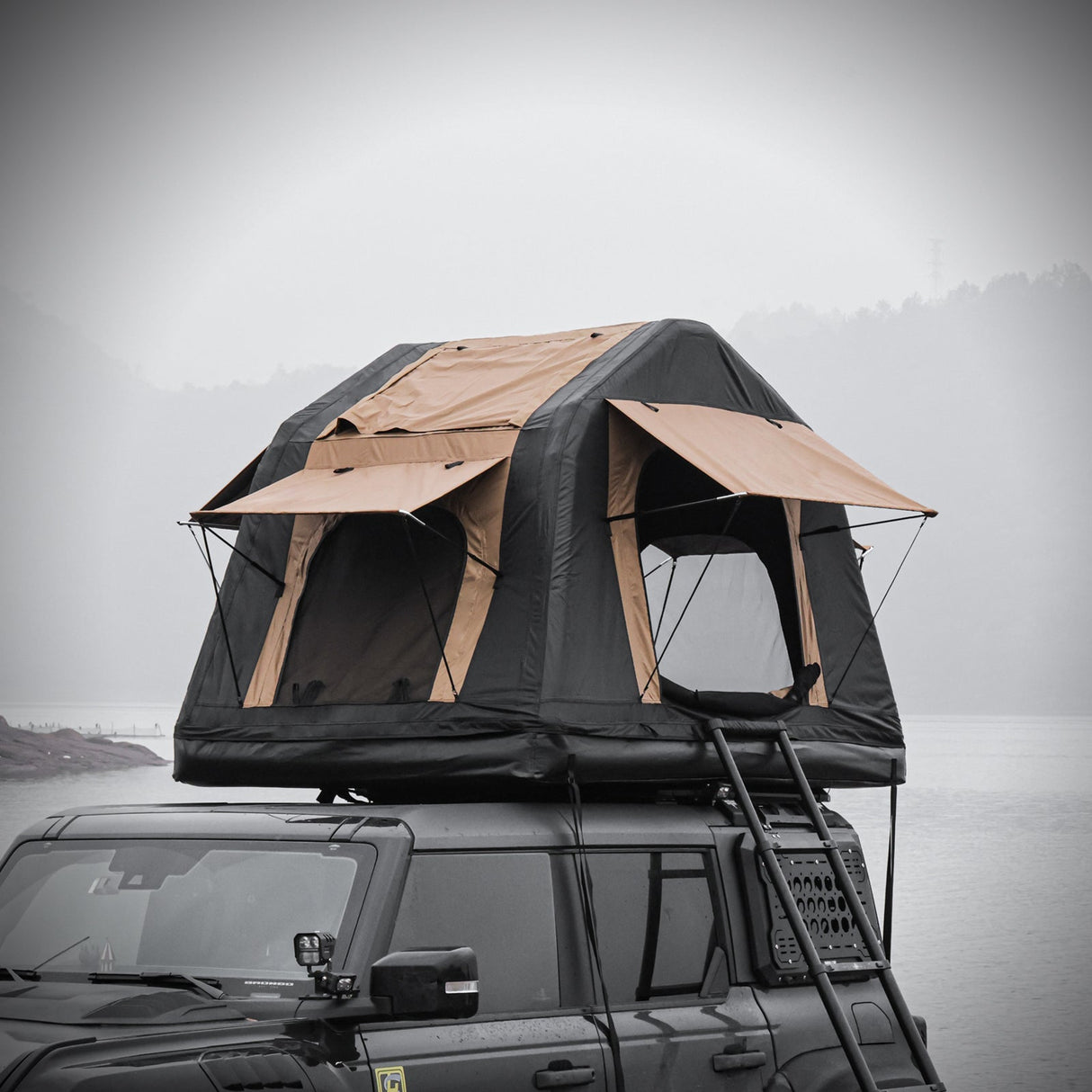 Foldable 2 - 3 People Amphibious Inflatable Car Roof Top Tent Glamping Camping Tent for SUV Truck (Without Ladder) - Fab Heavy Parts