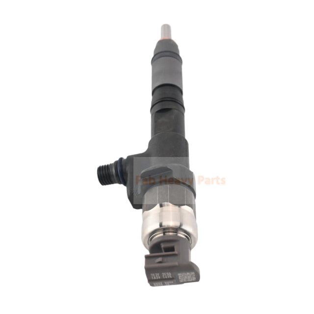 Injecteur de carburant de rechange 1J770-53075 Fits pour le moteur Kubota V3307 Tracteur M6060HDC M6060HFC M7060HDC M4-071HDC12