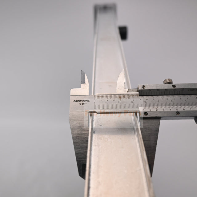 日立掘削機HR750SM ZR240JC ZR600TS ZR800TS ZX70 ZX80LCKの油圧ラジエーター4464825