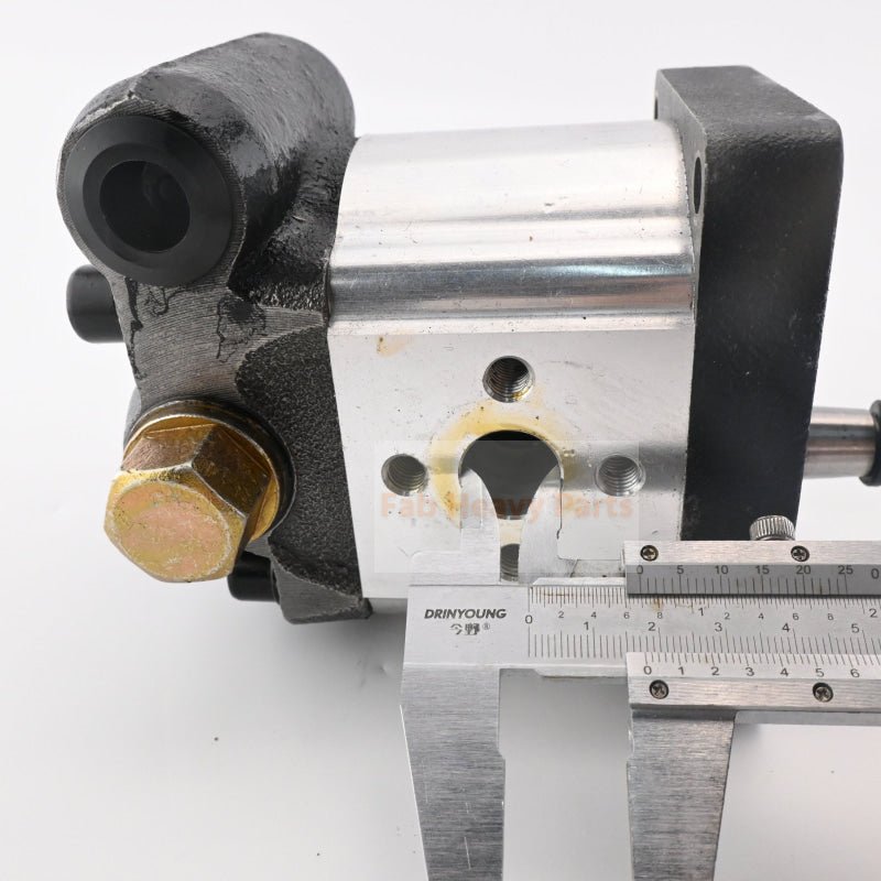 Hydraulic Steering Pump 5180267 for New Holland Tractor TL100 4835 TL70 5635 6635 L65 7635 TL90 TL80 - Fab Heavy Parts