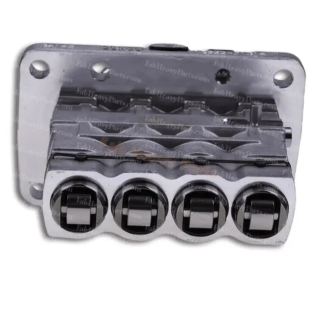 Bomba de inyección de combustible 7019022 para Kubota V2003 El motor se adapta a Bobcat 773 S185 BL470 BL475 BL570