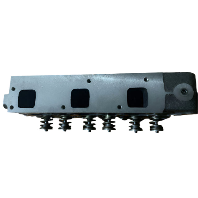 Motor D1305 Head Cylinder completo para Kubota B7610 B2100 B26 B2620 B2410 F2400 RTV1100 Cortante ZD28 ZD331