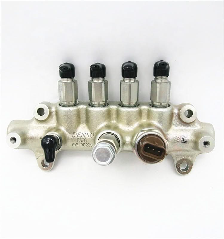 New Isuzu 4HK1 8 - 97306063 - 2 8973060632 Fuel Pump Common Rail Assembly - Fab Heavy Parts