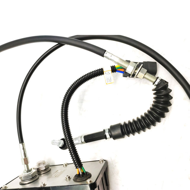 Kaasumoottori Hyundai R300-9 pitkälle kaapelille korkealaatuisella asentotunnistimella