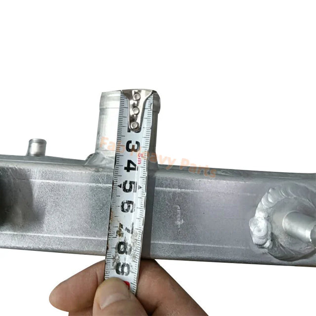 Radiador 4616078 para Hitachi ZX40U-2 ZX50U-2 ZX55UR-2 ZX55UR-2D ZX55UR-2DU ZX55UR-2U ZX55UR-3 ZX55UR-3D