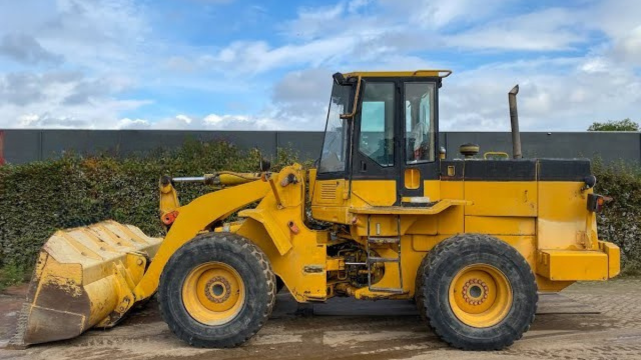 Caterpillar 928F Wheel Loader Data