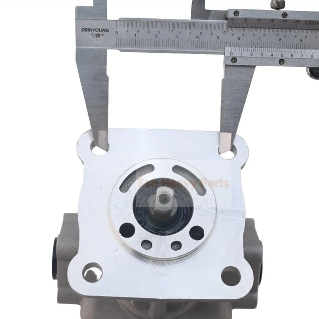 Bomba hidráulica T2305-76102 para Kioti Tractor LB1914