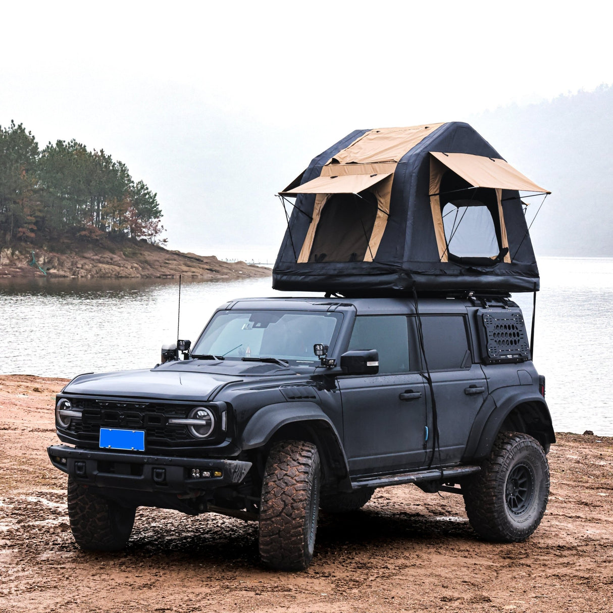Foldable 2 - 3 People Amphibious Inflatable Car Roof Top Tent Glamping Camping Tent for SUV Truck (Without Ladder) - Fab Heavy Parts
