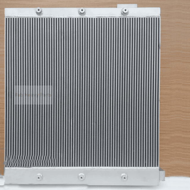 コマツブルドーザーD455A-1油圧オイルクーラー198-03-15112に適合