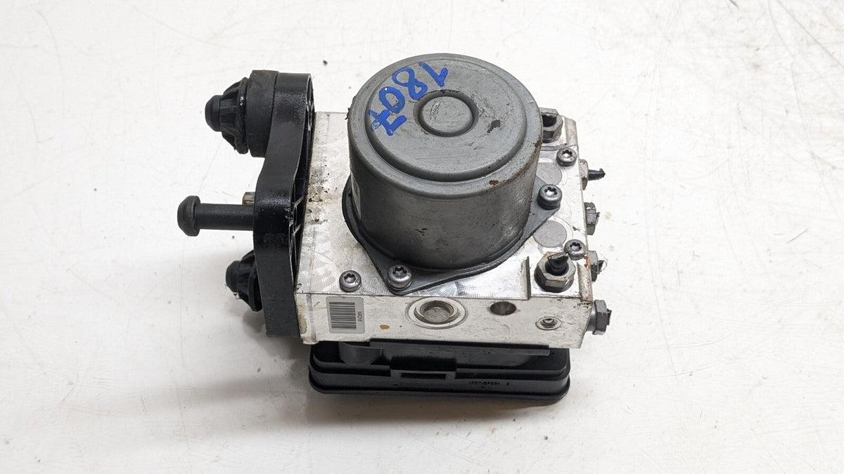 For Mercedes E Class W213 ABS Pump Control Module 2.0 Diesel A2134315801 2016 - Fab Heavy Parts