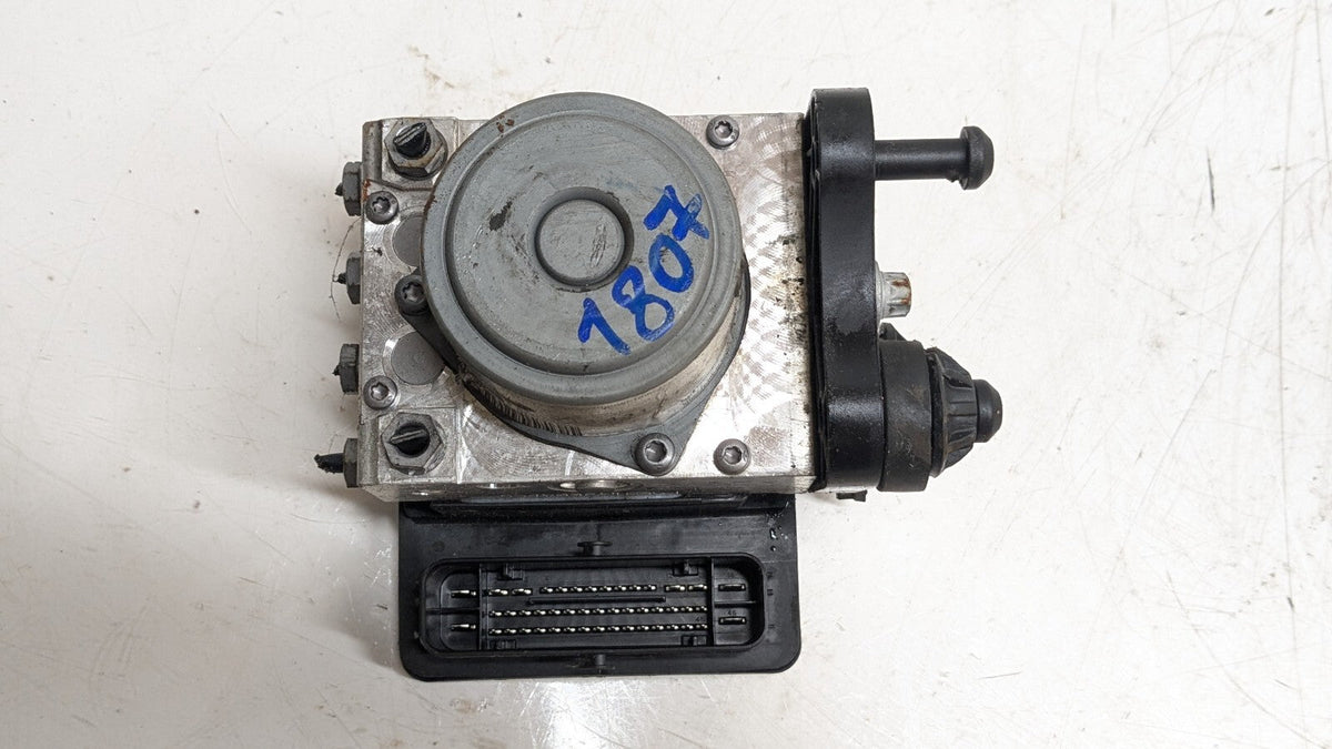 For Mercedes E Class W213 ABS Pump Control Module 2.0 Diesel A2134315801 2016 - Fab Heavy Parts