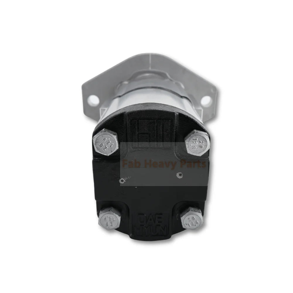 Gear Pump 31QB-30130 Fits for Hyundai R480LC-9 R520LC-9 - Fab Heavy Parts