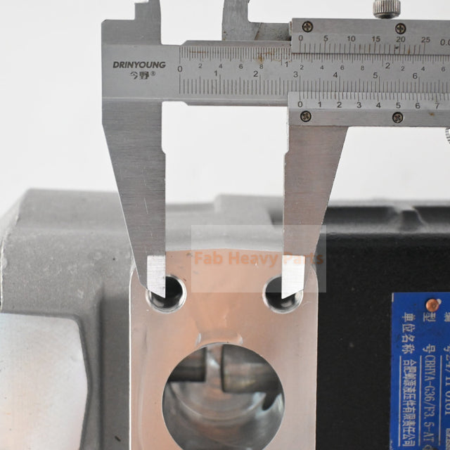 Hydraulische pomp 130C7-10401 voor Isuzu-motor 6BG1 TCM vorkheftruck FD50-100Z8