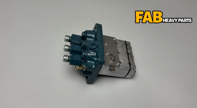 New Fuel Injection Pump 16006-53071 16861-51010 For Kubota D902 D722 D782 Engine