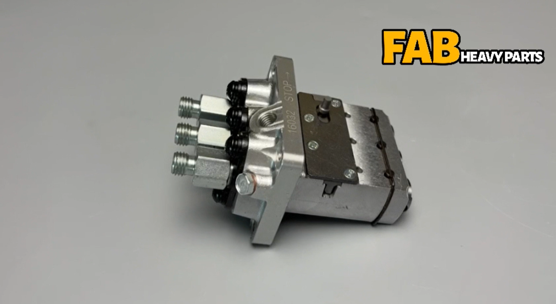 Fuel Injection Pump Assembly 16032-51013 Fit for Kubota Engine D905 D1005 D1105 D1305