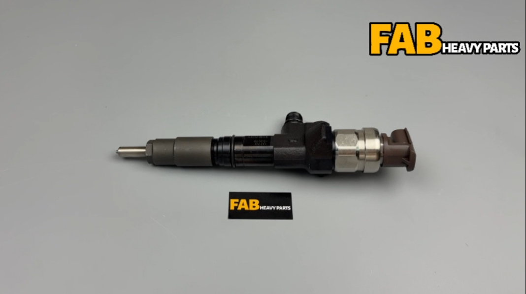 Aftermarket Fuel Injector 1J770-53075 Fits for Kubota Engine V3307 Tractor M6060HDC M6060HFC M7060HDC M4-071HDC12