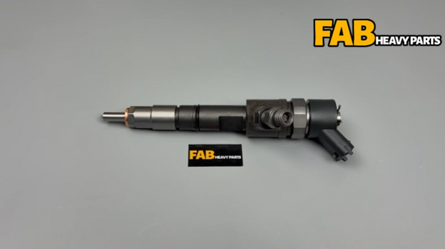 Fuel Injector 0445110679 129C28-53100 Fits for Yanmar Engine