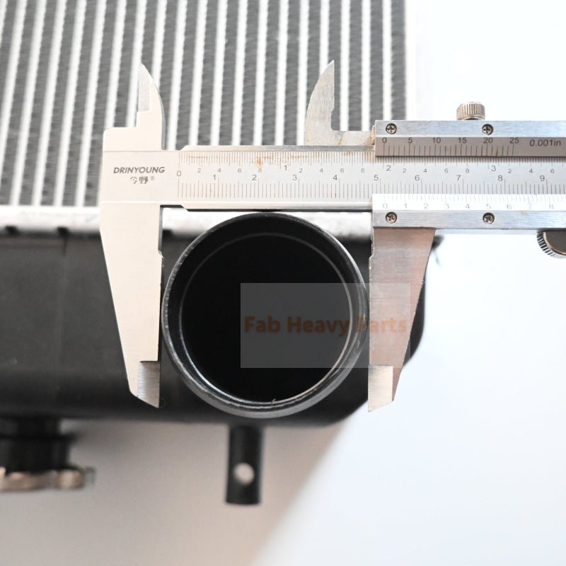 Radiator 4693833 for Hitachi Excavator ZX240-3 ZX250H-3 ZX250K-3