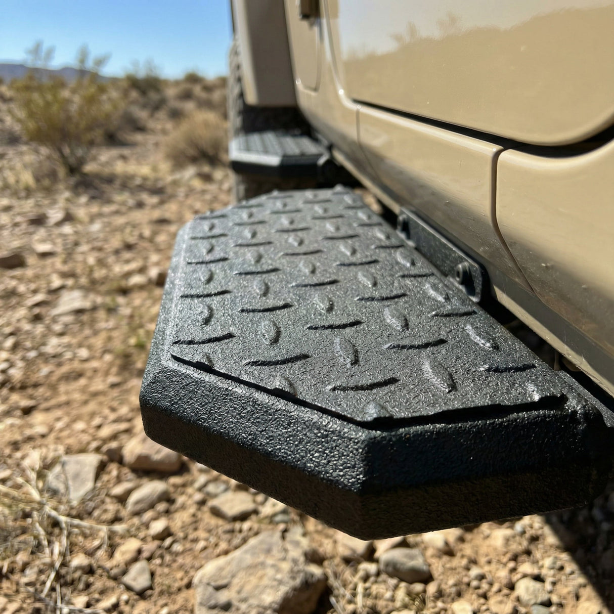 Running Boards For 2018 - 2026 Jeep Wrangler JL For 2020 - 2026 Jeep Gladiator JT 4 Doors - Fab Heavy Parts