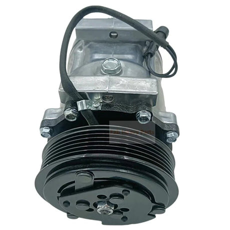 SD7H15 A/C Compressor 47358876 Fits for New Holland Tractor T4.120 T5.115 T5.105 T4.110 T4.100 T5.95 T4.90 T5.110 T5.120 - Fab Heavy Parts