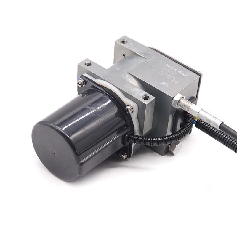 21EN - 32220 21EN32220 Throttle Motor Actuator For Hyundai R370 - 7 R225 - 7 R215 - 7 R220 - 7 R210 - 7 R140 - 7 - Fab Heavy Parts