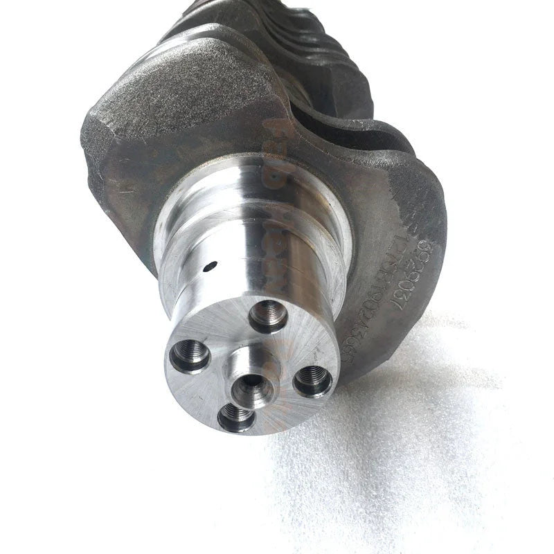 Crankshaft 6735-01-1310 Fits for Komatsu 6D102 Engine WA200-5 WA250-5 WA320 Wheel Loader
