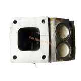 コマツエンジン6D125に完全なシリンダーヘッドが適合します