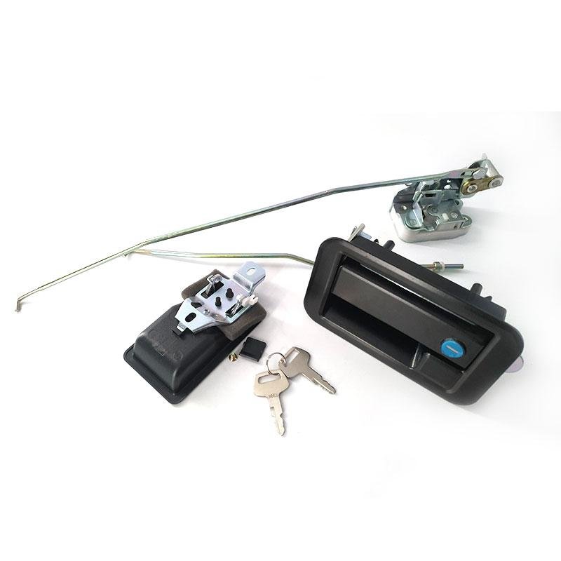 Hyundai Excavator R100 - 7 R200 - 7 R300 - 7 R400 - 7 New Type Door Lock Assembly - Fab Heavy Parts