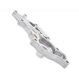 Vesipumppu AM134586 Sopii John Deere 777 797 X475 X485 X575 X585 X700 X710 X720 X724 X728 X729 X730 X734 X738 X739 traktoriin